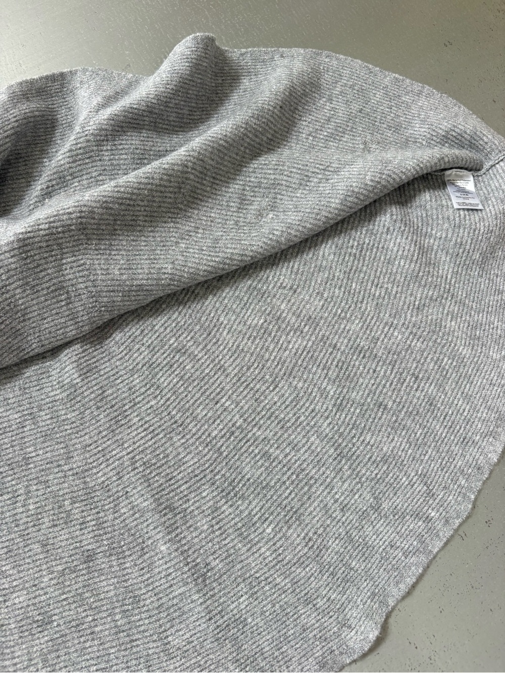 Knit Gray Floral Embellished Skirt - Picture 5 of 6